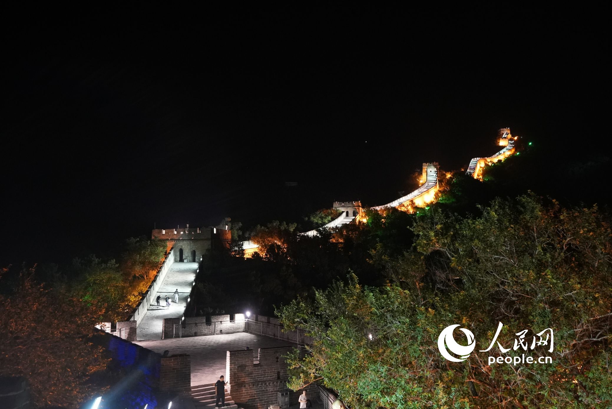 ҹĻ�µİ��_(d��)�X�L(zh��ng)������������W(w��ng)ӛ�� ���옷(l��)�z